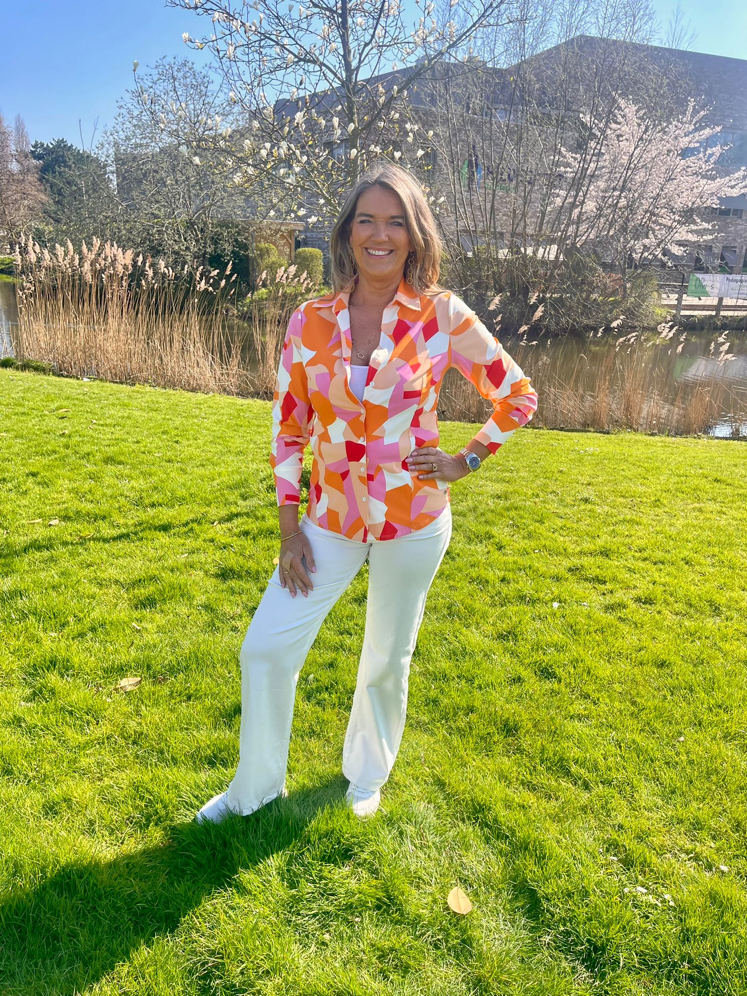 Angelle Milan Oranje Travel