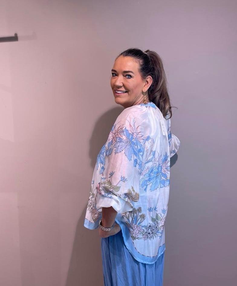 blouse